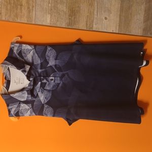 Blue leaf print tank top